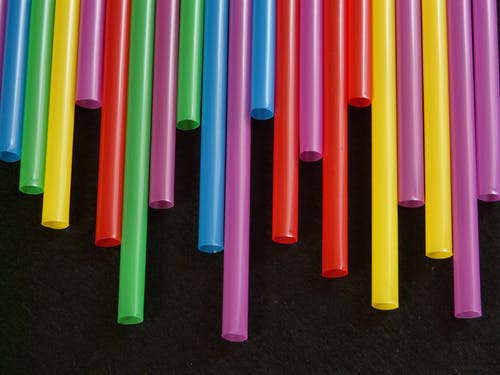 彩色母粒塑料吸管餐具應用案例展示